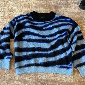 Blue and Black waved wool sweater